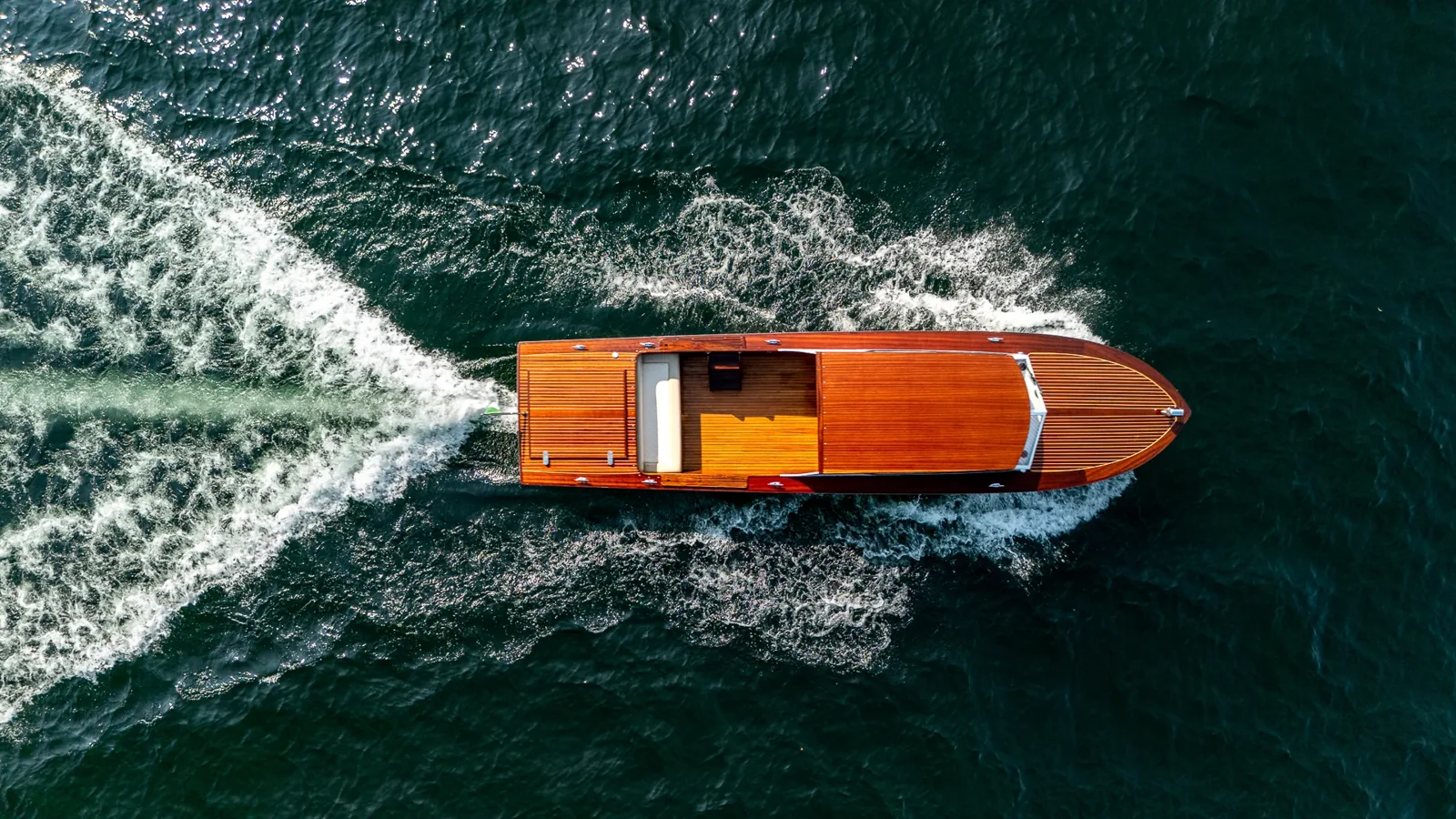 What you actually see on a Lake Como boat tour