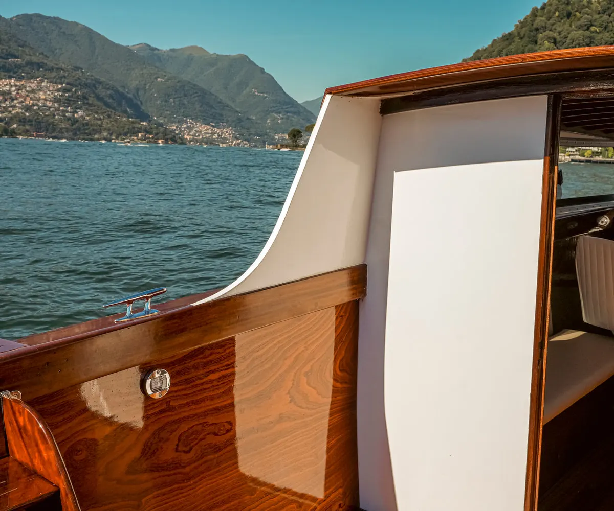 Come arrivare al matrimonio sul Lago di Como in barca